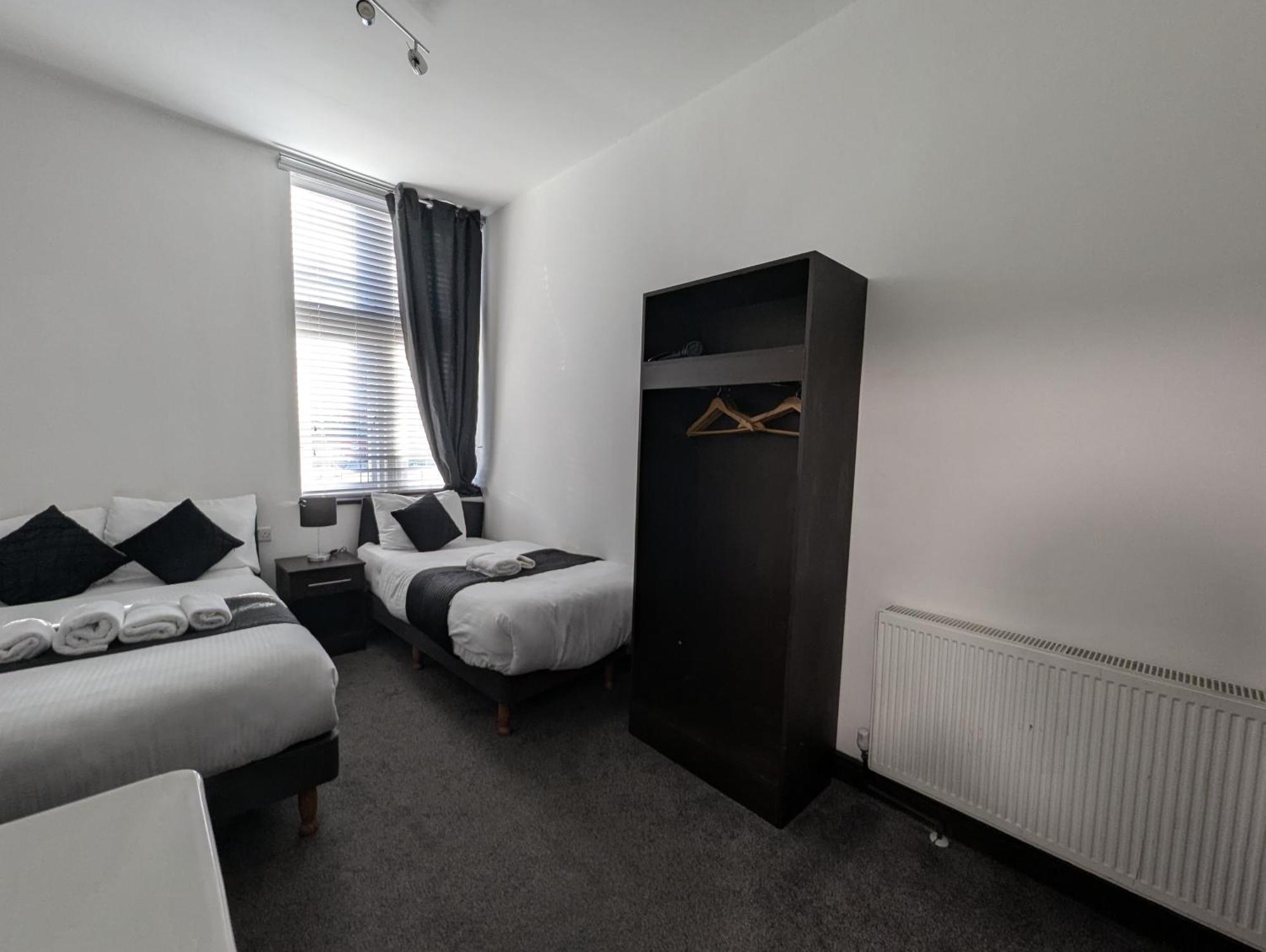 Oyo Firs London Heathrow 2*