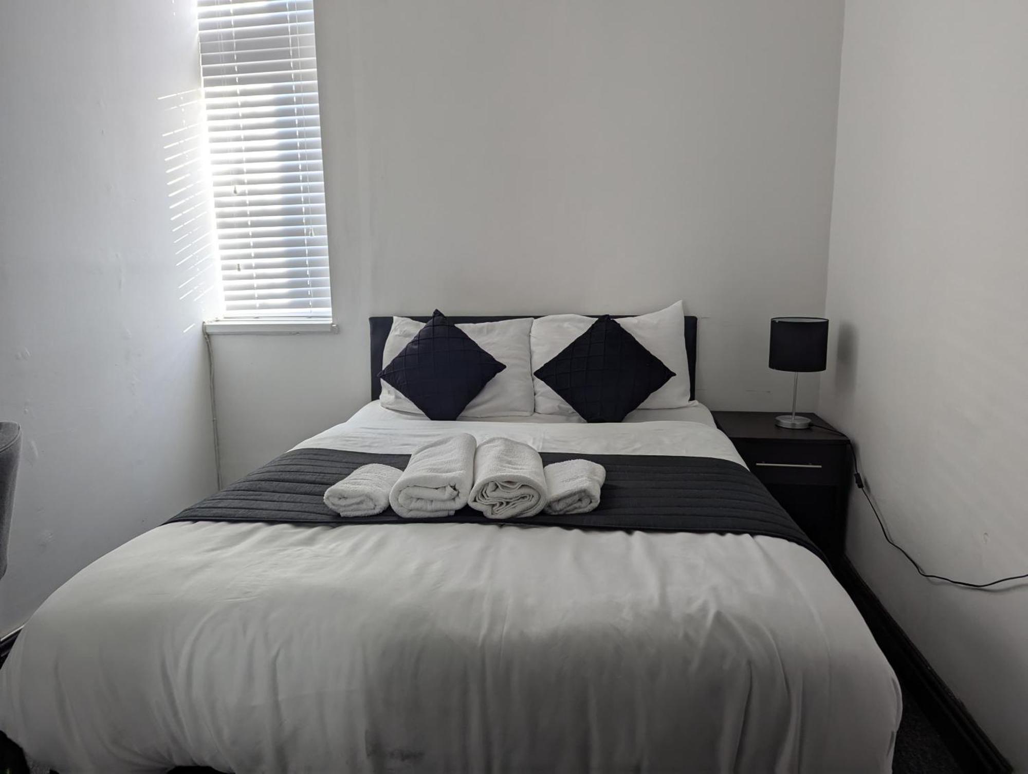 Guest house Oyo Firs London Heathrow 2*